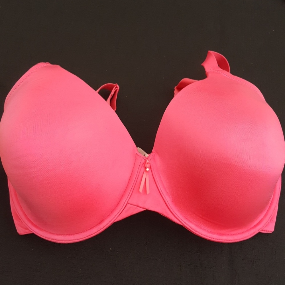 Barely Breezees hot pink bra 36DD NWOT